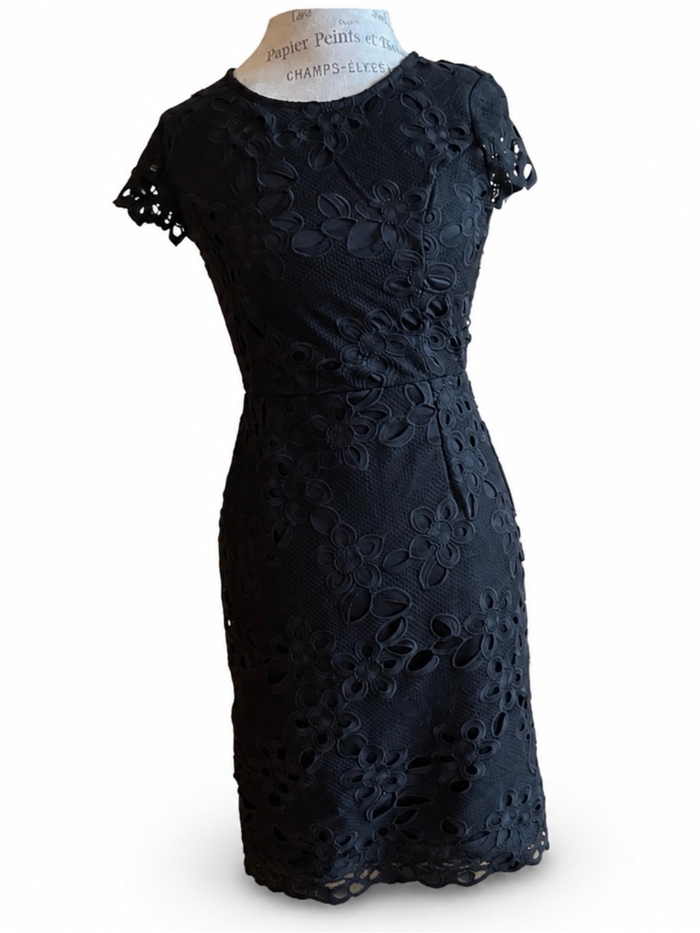 Suzy Shier Black Floral Lace Cocktail Dress/Fully Lined.  Size S